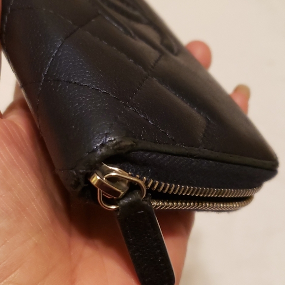 **** SOLD **** Chanel wallet - Picture 12 of 12